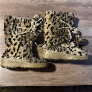 Colin Stuart Leopard Print Fur Boots